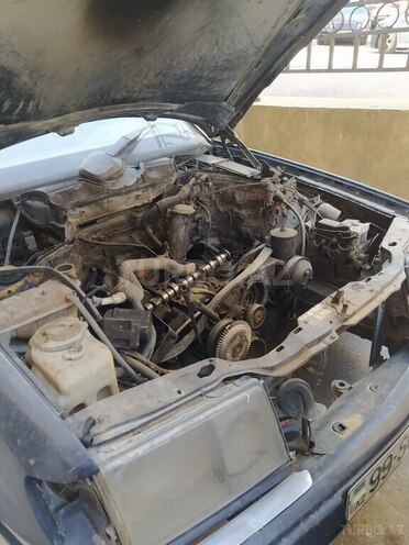 Mercedes E 250 1990, 400,000 km - 2.5 l - Bakı