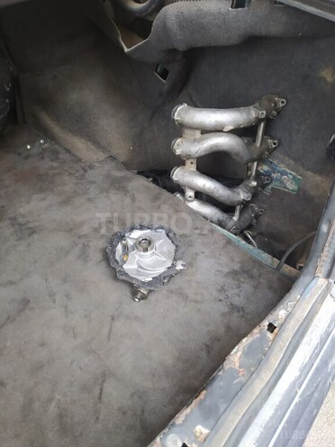 Mercedes E 250 1990, 400,000 km - 2.5 l - Bakı