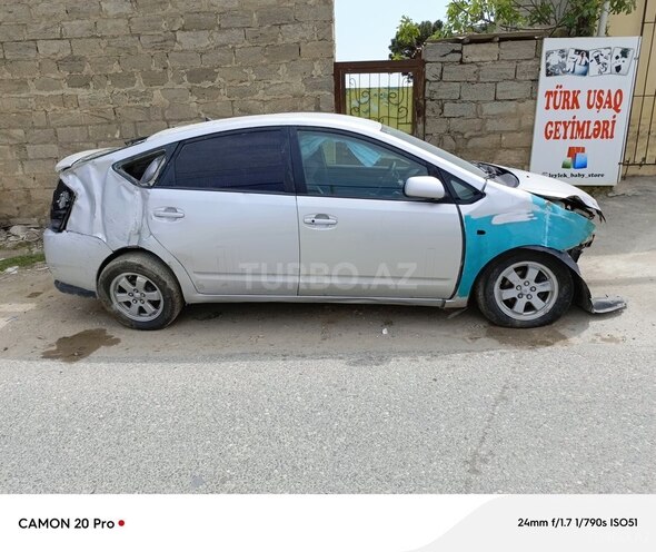 Toyota Prius 2007, 258,000 km - 1.5 l - Şəki