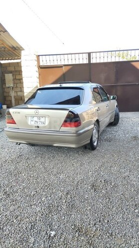 Mercedes C 230 1997, 299,500 km - 2.3 l - Ağcabədi