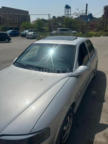 Opel Vectra 1995, 420,000 km - 2.0 l - Bakı