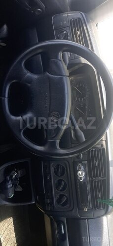 Volkswagen Golf 1995, 180,000 km - 1.8 l - Bakı
