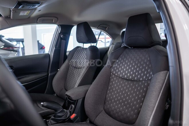 Toyota Corolla-8