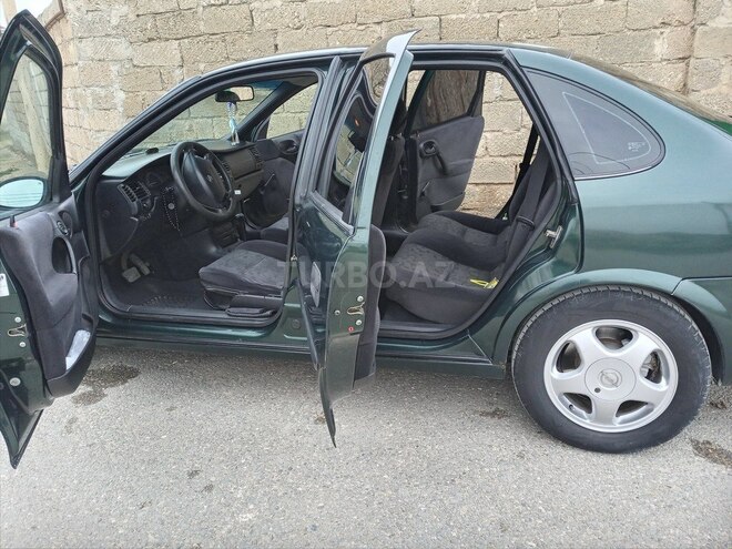 Opel Vectra 1998, 370,000 km - 2.0 l - Bakı