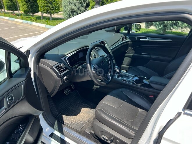 Ford Fusion (North America) 2014, 240,000 km - 2.0 л - Sumqayıt