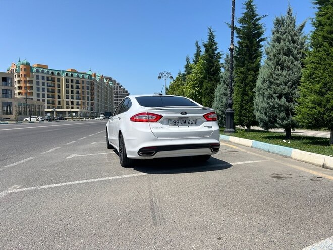 Ford Fusion (North America) 2014, 240,000 km - 2.0 л - Sumqayıt