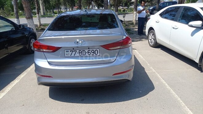 Hyundai Elantra 2016, 195,000 km - 2.0 l - Şirvan