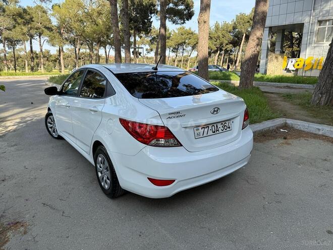 Hyundai Accent 2016, 214,000 km - 1.6 l - Bakı
