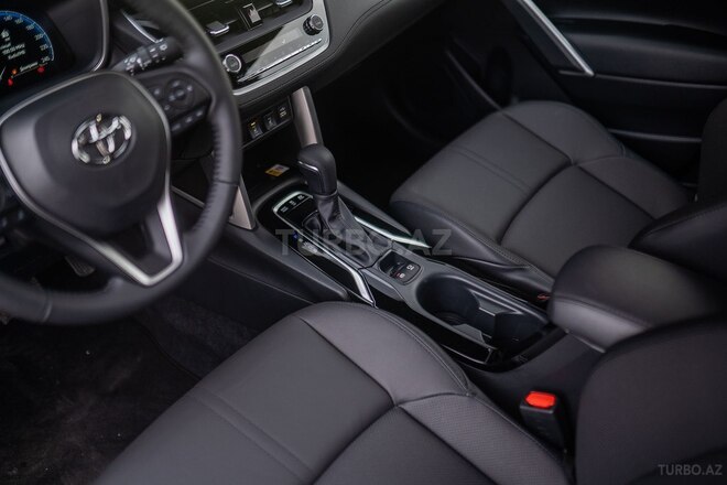 Toyota Corolla Cross 2025, 0 km - 2.0 l - Bakı