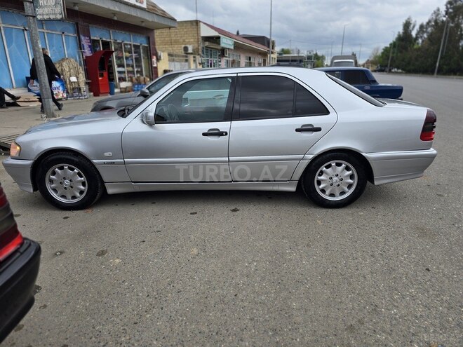 Mercedes C 240 1998, 236,000 km - 2.4 l - Sabirabad
