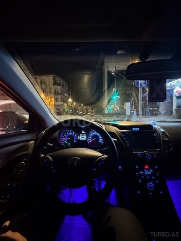 Hyundai Elantra 2015, 193,000 km - 1.8 л - Bakı