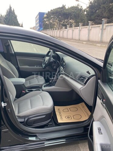 Hyundai Elantra 2017, 147,000 km - 2.0 l - Bakı