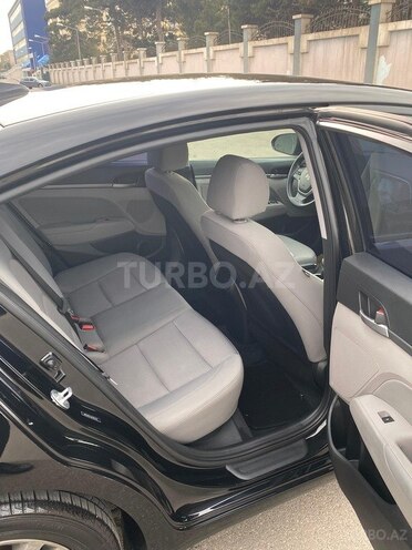 Hyundai Elantra 2017, 147,000 km - 2.0 l - Bakı