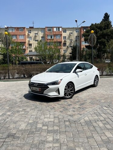 Hyundai Elantra 2020, 21,390 km - 2.0 l - Bakı