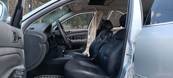Volkswagen Passat 2004, 258,852 km - 1.8 l - Bakı