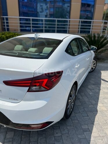 Hyundai Elantra 2020, 21,390 km - 2.0 l - Bakı
