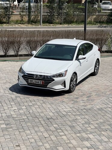 Hyundai Elantra 2020, 21,390 km - 2.0 l - Bakı