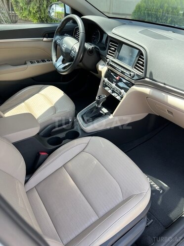 Hyundai Elantra 2020, 21,390 km - 2.0 l - Bakı