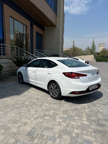Hyundai Elantra 2020, 21,390 km - 2.0 l - Bakı
