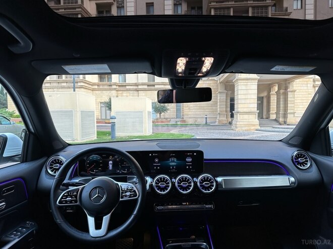 Mercedes GLB 250 4MATIC 2021, 35,000 km - 2.0 l - Bakı