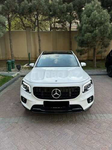 Mercedes GLB 250 4MATIC 2021, 35,000 km - 2.0 l - Bakı
