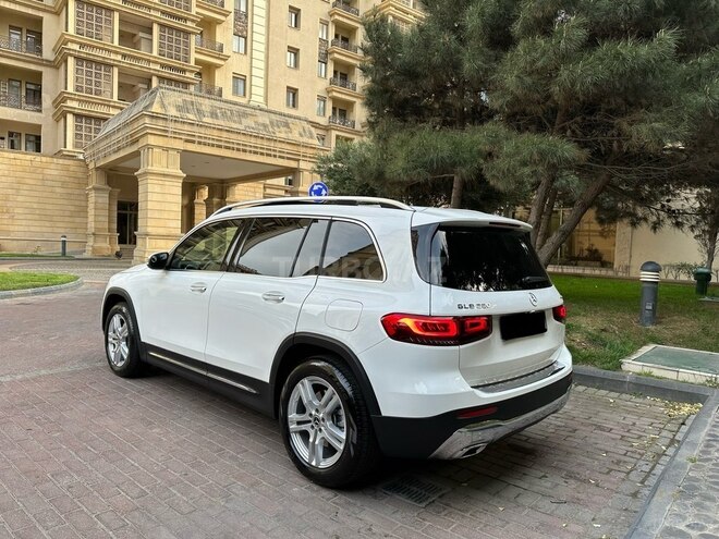 Mercedes GLB 250 4MATIC 2021, 35,000 km - 2.0 l - Bakı