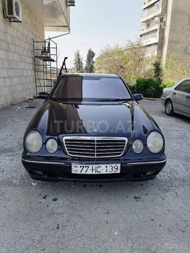 Mercedes E 220 d 2001, 315,580 km - 2.2 l - Bakı