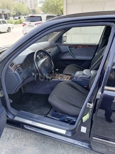 Mercedes E 220 d 2001, 315,580 km - 2.2 l - Bakı