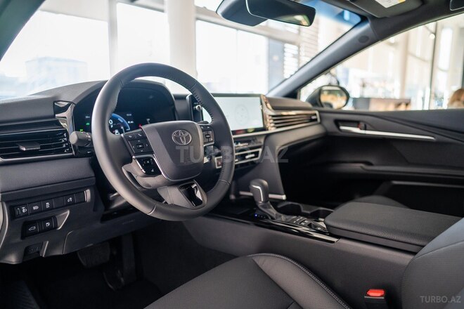 Toyota Camry-10