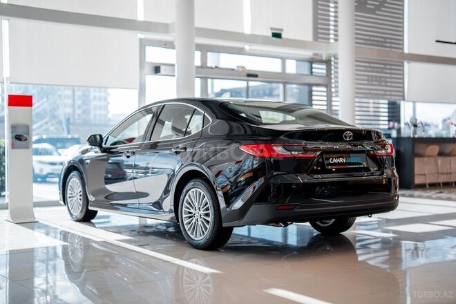 Toyota Camry-4