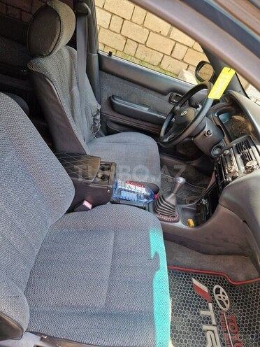 Toyota Corolla 1996, 255,000 km - 1.6 l - Bakı