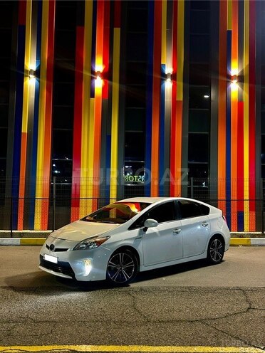 Toyota Prius 2014, 211,000 km - 1.8 л - Bakı