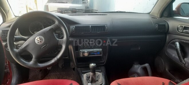 Volkswagen Passat 2001, 100,000 km - 1.8 l - Bakı