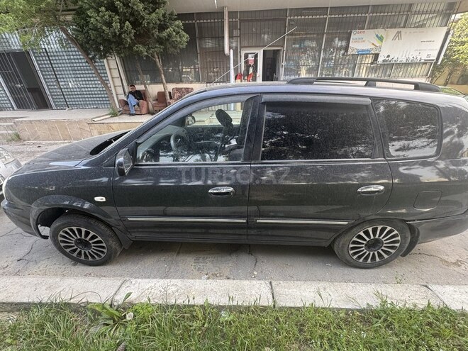 Kia Carens 2004, 212,400 km - 2.0 l - Bakı