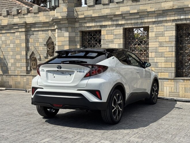 Toyota C-HR 2021, 65,100 km - 1.8 l - Bakı