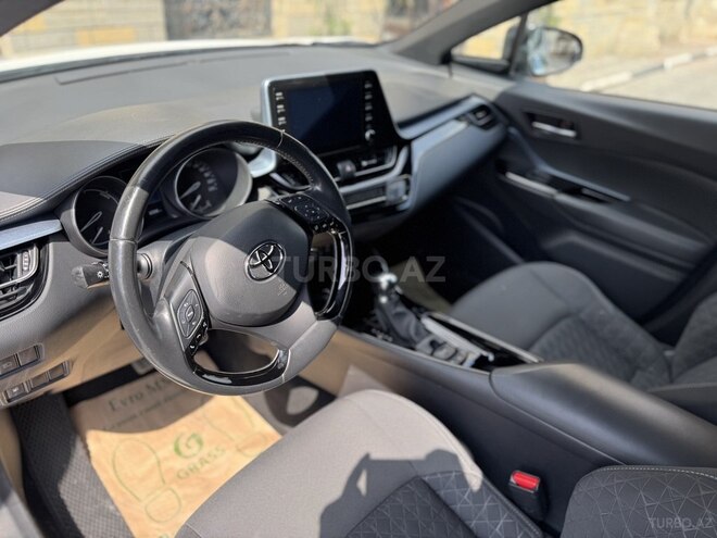 Toyota C-HR 2021, 65,100 km - 1.8 l - Bakı
