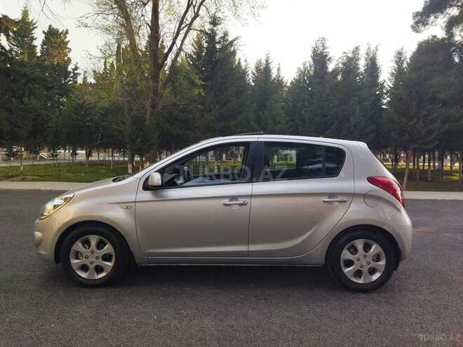 Hyundai i20 2009, 147,000 km - 1.4 л - Sumqayıt