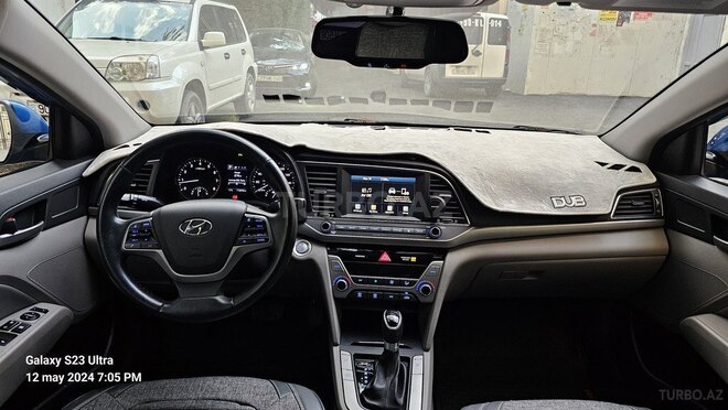 Hyundai Elantra 2016, 121,000 km - 2.0 л - Bakı