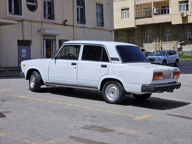 LADA (VAZ) 2107 2005, 28,000 km - 1.6 l - Qusar