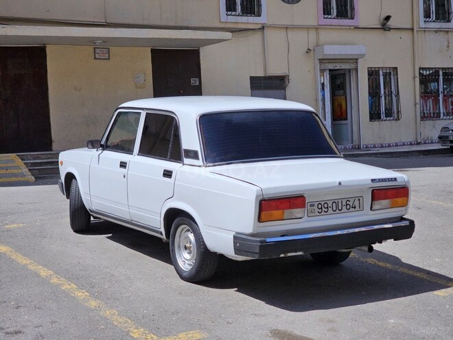 LADA (VAZ) 2107 2005, 28,000 km - 1.6 l - Qusar