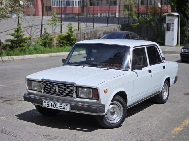 LADA (VAZ) 2107 2005, 28,000 km - 1.6 l - Qusar