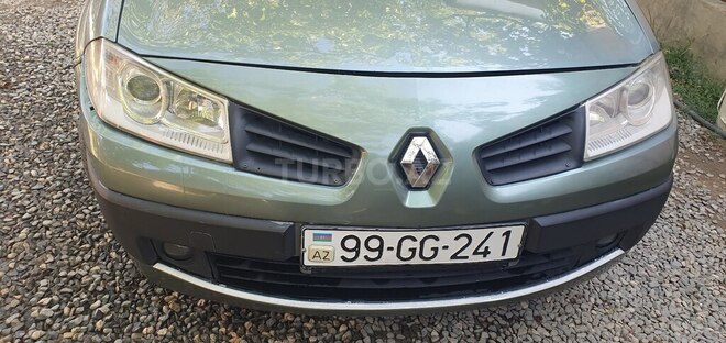 Renault Megane-2