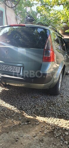 Renault Megane-6