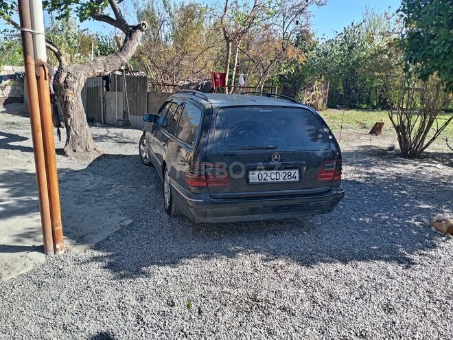 Mercedes E 270 1999, 3,548 km - 2.7 l - Bakı