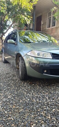 Renault Megane-11