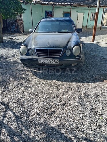 Mercedes E 270 1999, 3,548 km - 2.7 l - Bakı