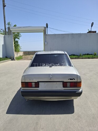 Mercedes 190 1988, 250,000 km - 2.3 л - Beyləqan