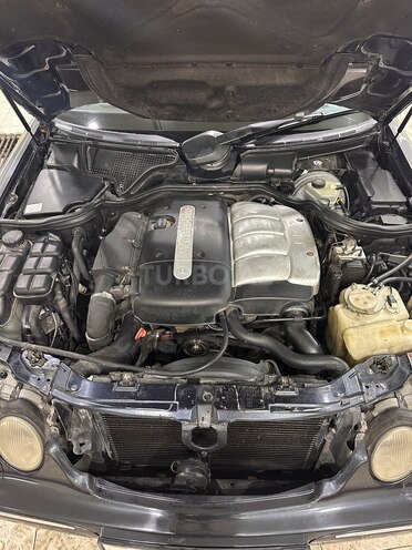 Mercedes E 220 d 1999, 529,000 km - 2.2 l - Bakı