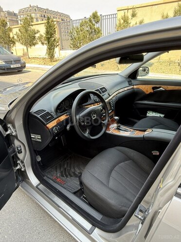 Mercedes E 220 d 2006, 273,000 km - 2.2 l - Bakı