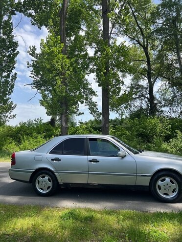Mercedes C 180 1994, 320,000 km - 1.8 l - Zaqatala